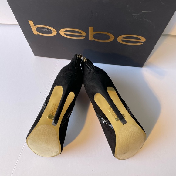 BNIB bebe Adalyyn Suede Peep Toe Booties - Picture 6 of 10